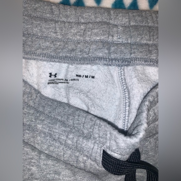 Under Armour joggers - Picture 3 of 5